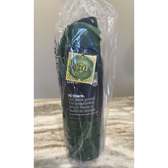 Owala Wicked For Good Elphaba 32oz Freesip Green Ready to Ship ASAP! - Picture 2 of 9